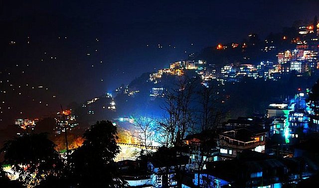 Gangtok & Darjeeling - 04 Nights/ 05 Days